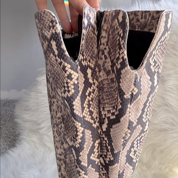 NEW Gianni Bini Boots Gianna Snake Print Leather Knee High Kitten Heel Pointed - Picture 8 of 12